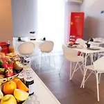Dimora Villareale 3* باليرمو